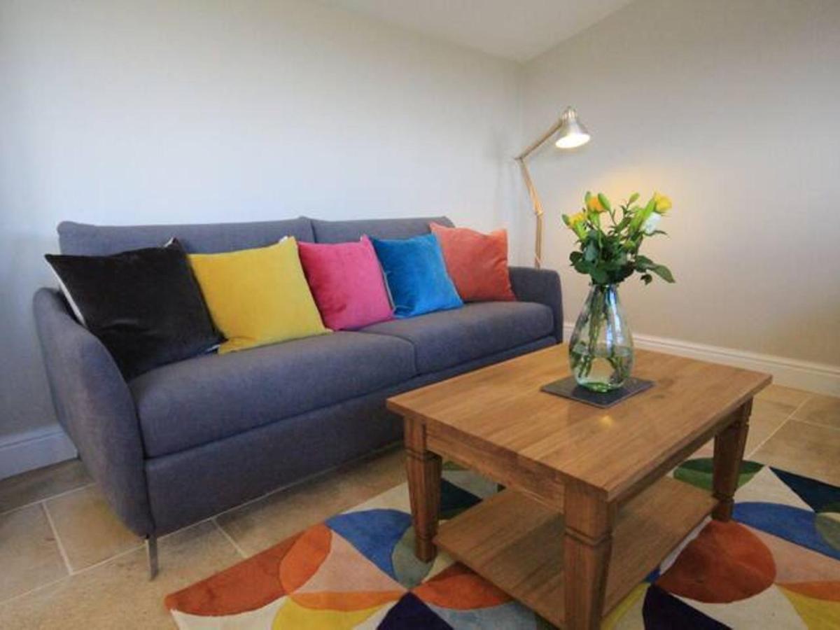 באת' Pass The Keys Stunning Location Close To City Centre מראה חיצוני תמונה